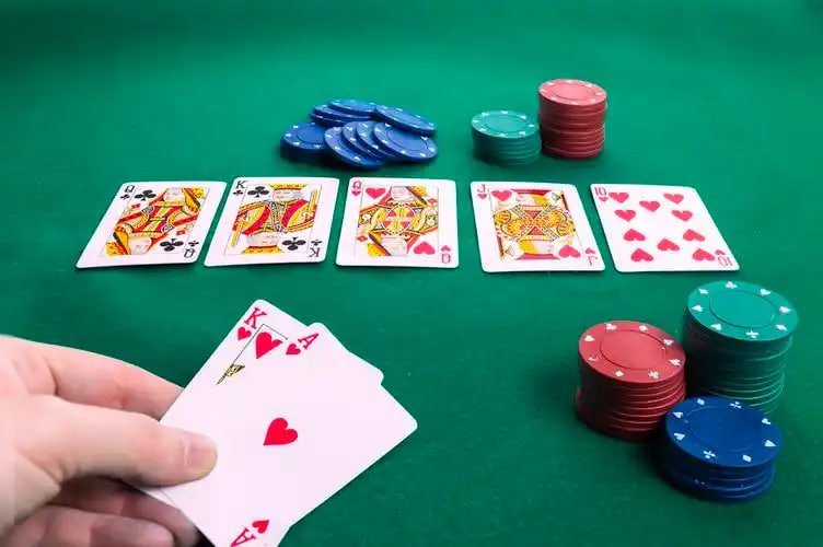 Tangkapan layar tampilan mobile moyang4d sportsbook dan kasino